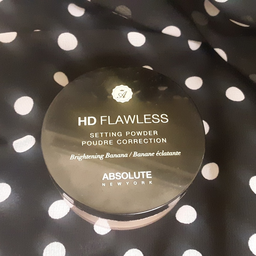 NWOB HD Banana Setting Powder Absolute NY